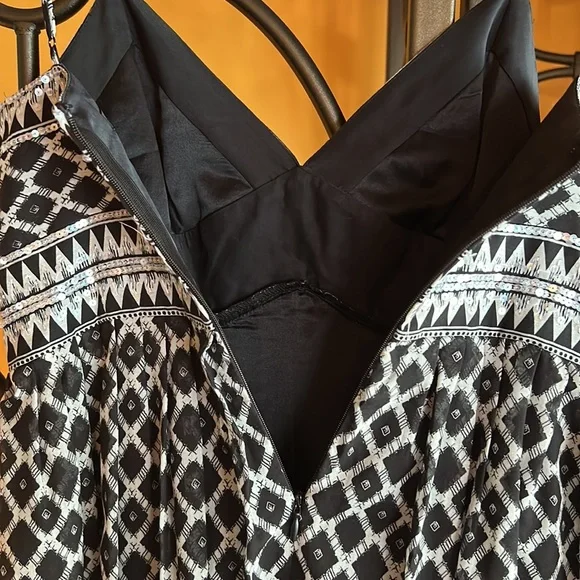 BCBG Max Azria Silk & Tulle Hem Baby Doll Dress - Picture 6 of 7